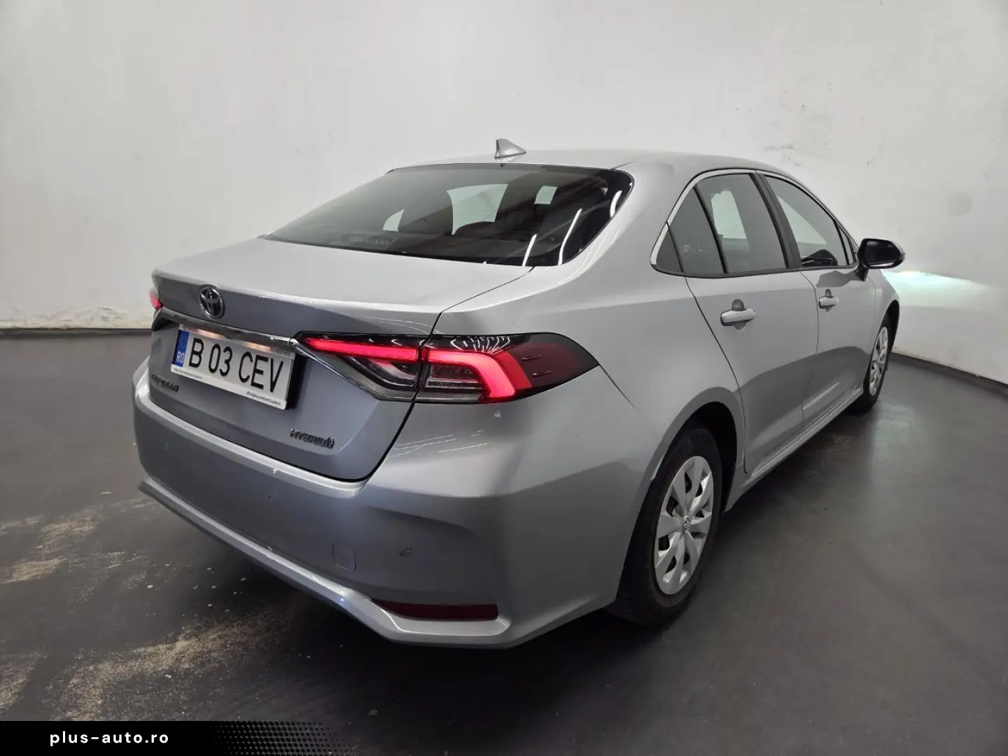Toyota Corolla 1.8 Hybrid Business HSD E-CVT