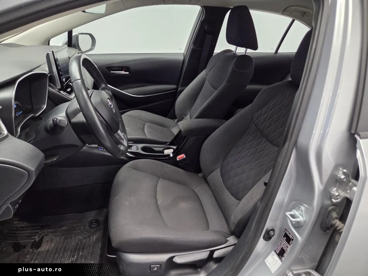 Toyota Corolla 1.8 Hybrid Business HSD E-CVT