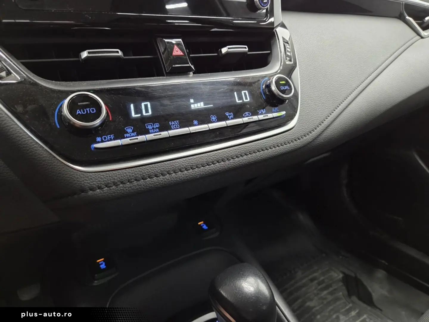 Toyota Corolla 1.8 Hybrid Business HSD E-CVT
