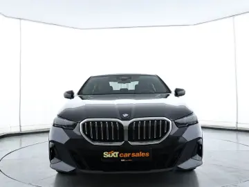 BMW 520d xDrive M Sport  HUD 360  ACC H&K