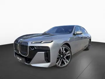 BMW 740d xDrive M SPORT  SkyLounge Webasto 360