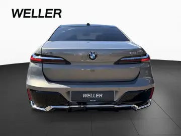BMW 740d xDrive M SPORT  SkyLounge Webasto 360