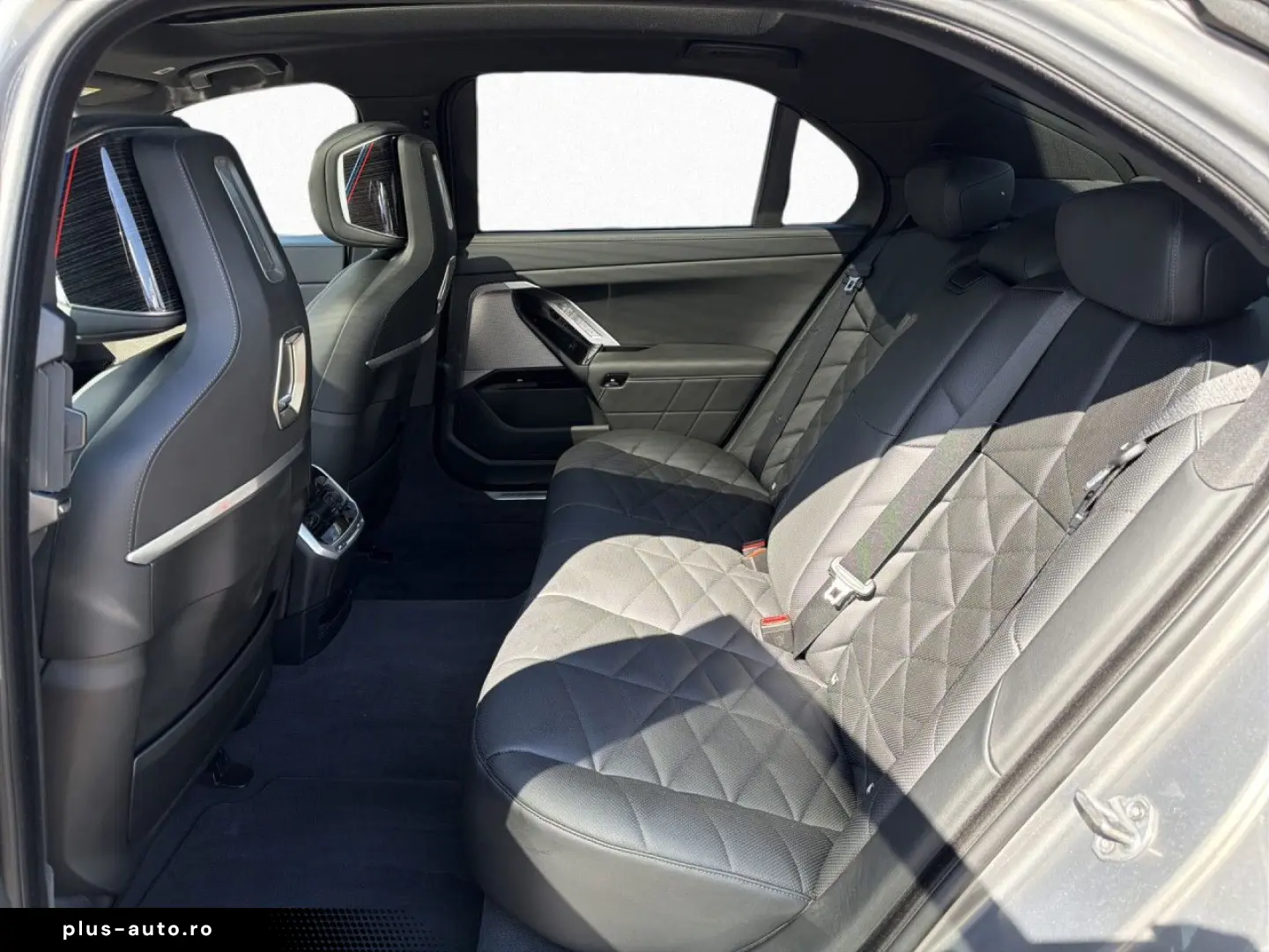 BMW 740d xDrive M SPORT  SkyLounge Webasto 360