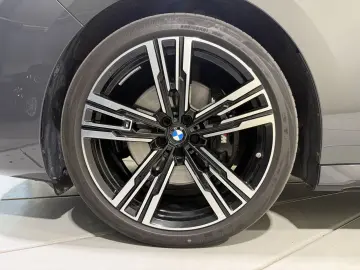 BMW 740d xDrive M Sport Pro Executive