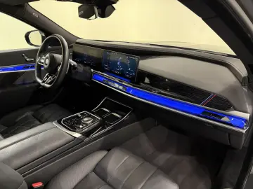 BMW 740d xDrive M Sport Pro Executive