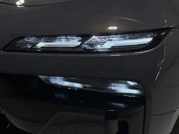 BMW 740d xDrive M Sport Pro Executive