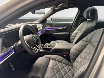 BMW 740d xDrive Limousine M Sport