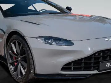 ASTON MARTIN V8 Vantage Coupé   Carbon Interior   Style Pack