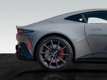 ASTON MARTIN V8 Vantage Coupé   Carbon Interior   Style Pack