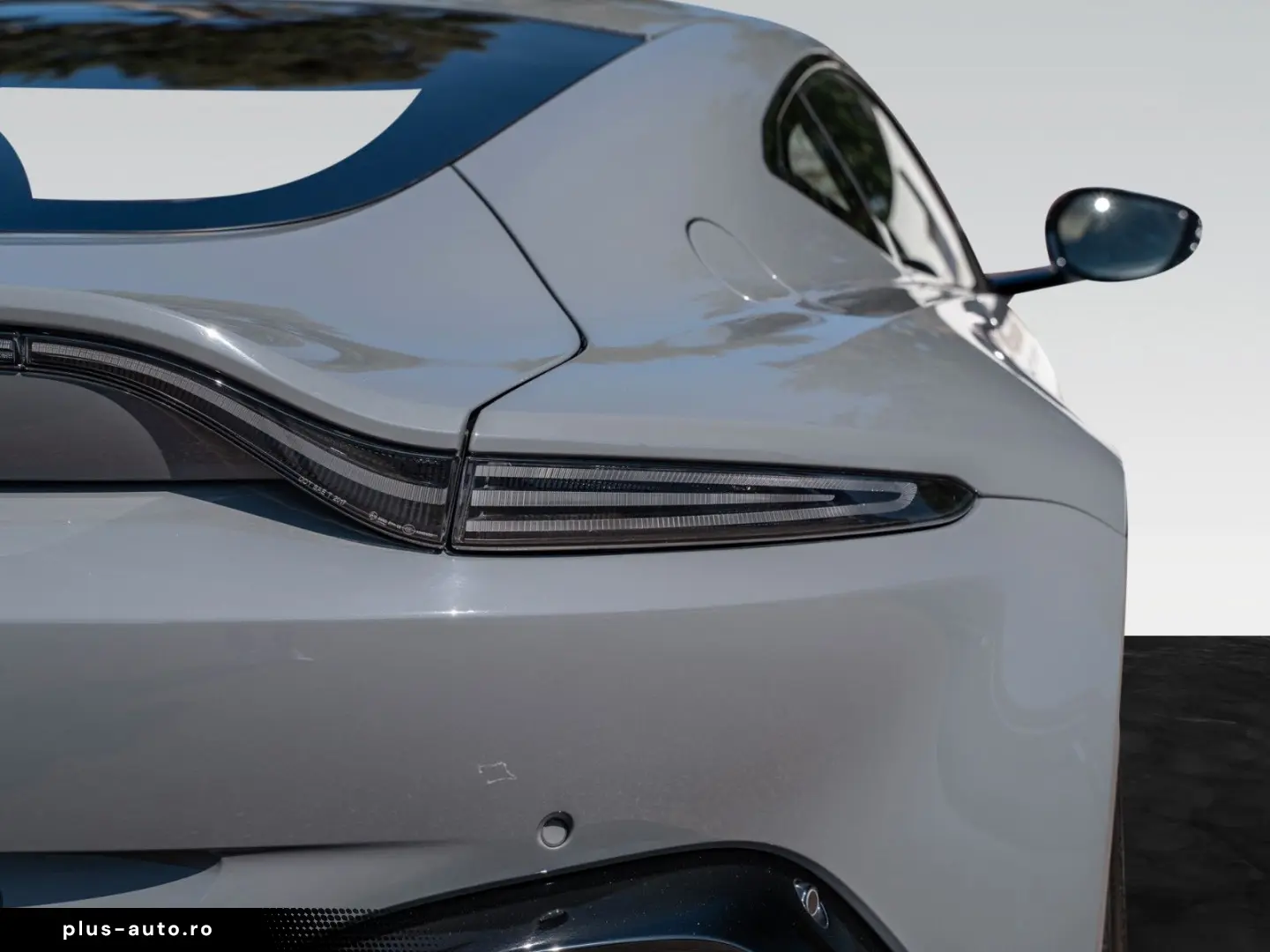 ASTON MARTIN V8 Vantage Coupé   Carbon Interior   Style Pack
