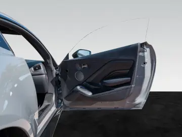 ASTON MARTIN V8 Vantage Coupé   Carbon Interior   Style Pack