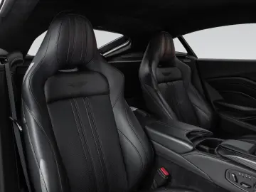 ASTON MARTIN V8 Vantage Coupé   Carbon Interior   Style Pack