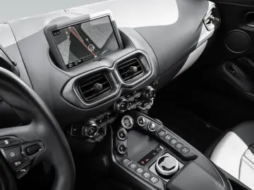ASTON MARTIN V8 Vantage Coupé   Carbon Interior   Style Pack
