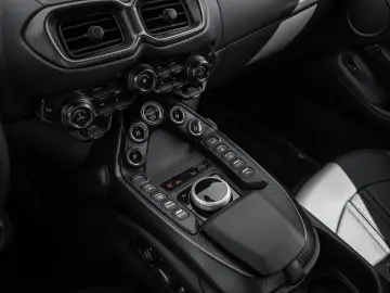 ASTON MARTIN V8 Vantage Coupé   Carbon Interior   Style Pack