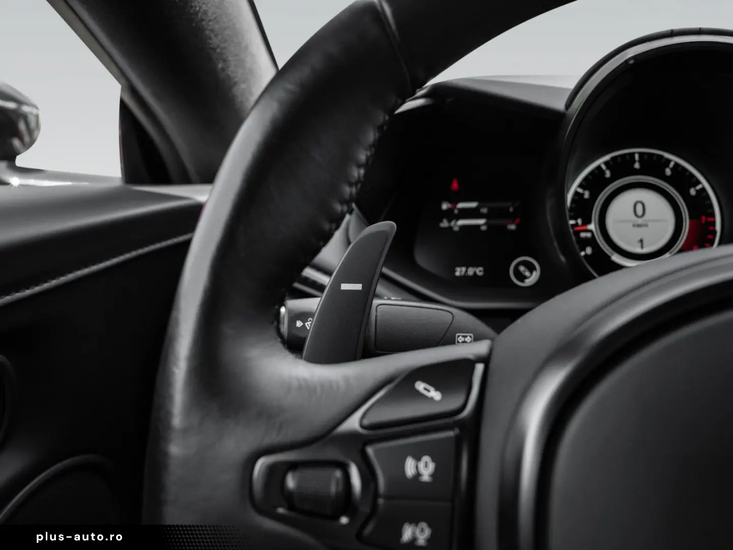 ASTON MARTIN V8 Vantage Coupé   Carbon Interior   Style Pack