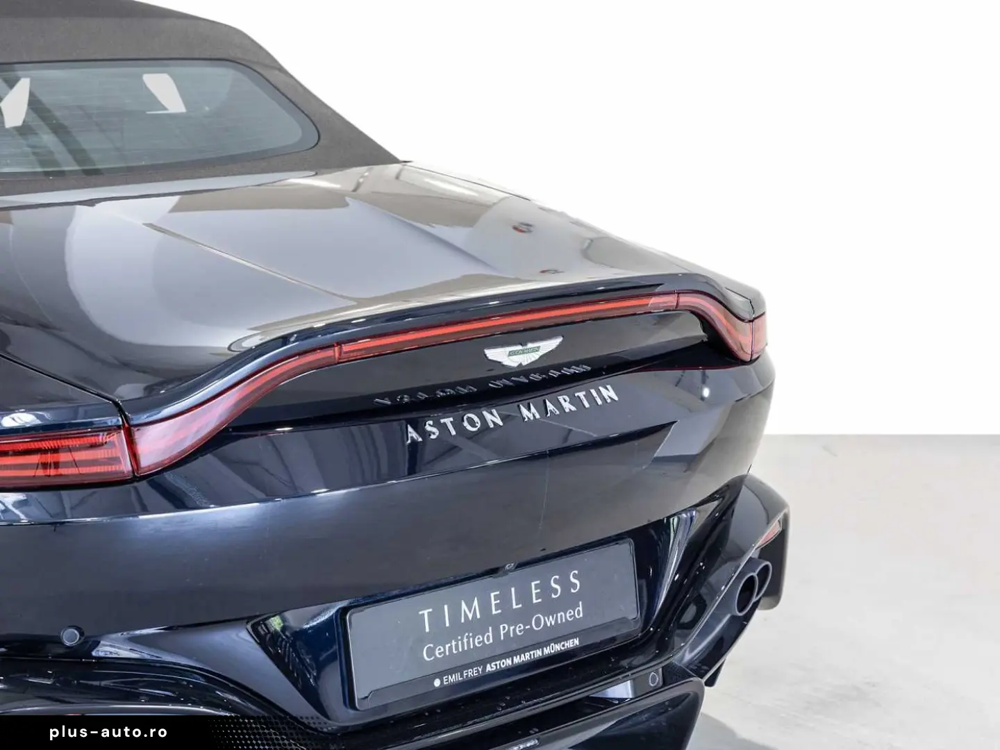 ASTON MARTIN Vantage V8 Roadster -Ultramarine Black-