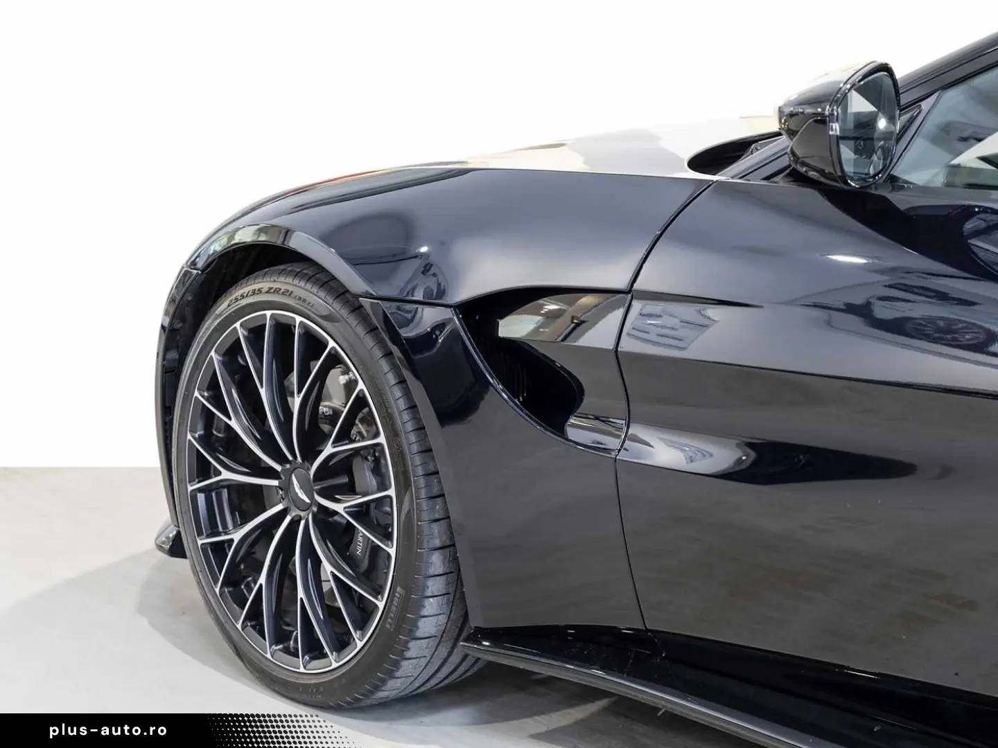 ASTON MARTIN Vantage V8 Roadster -Ultramarine Black-