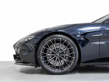 ASTON MARTIN Vantage V8 Roadster -Ultramarine Black-