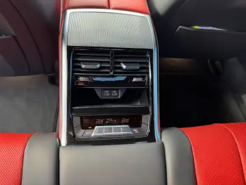 BMW M850i xDrive Gran Coupé   V8 530 CP