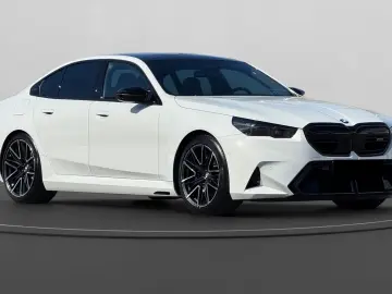 ULTIMATE - BMW M5 G90 xDrive   727 CP