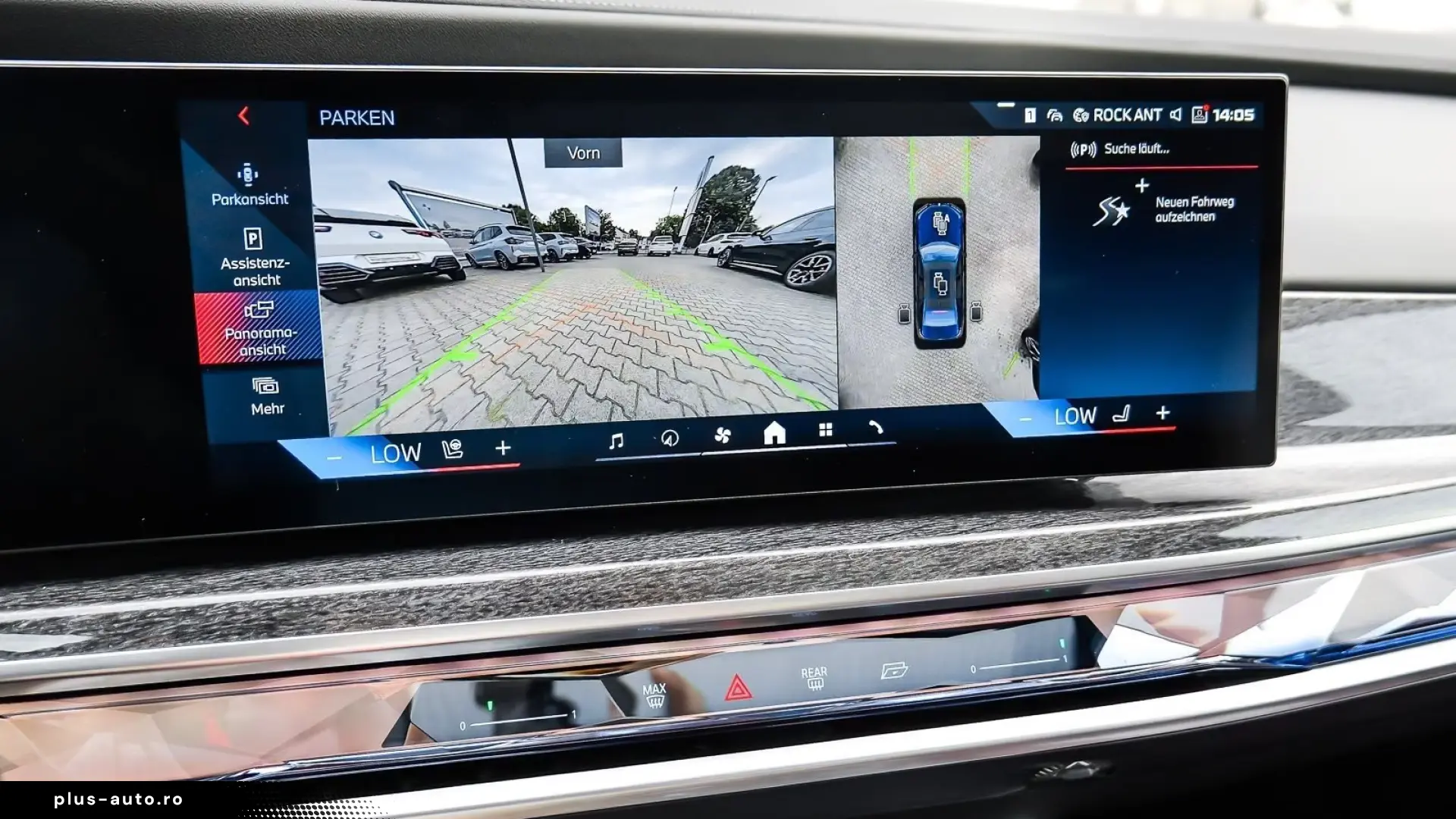 BMW M760e xDrive   Executive Lounge