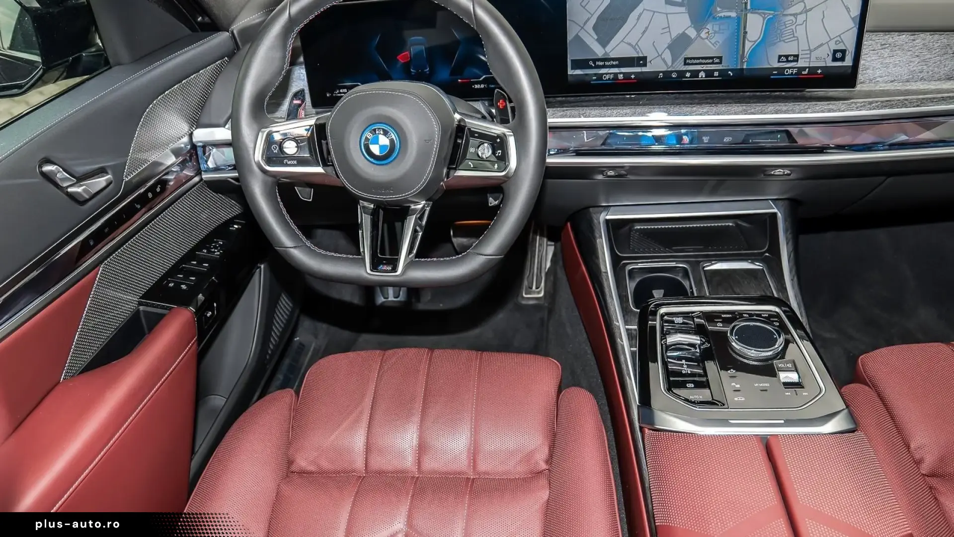 BMW M760e xDrive   Executive Lounge