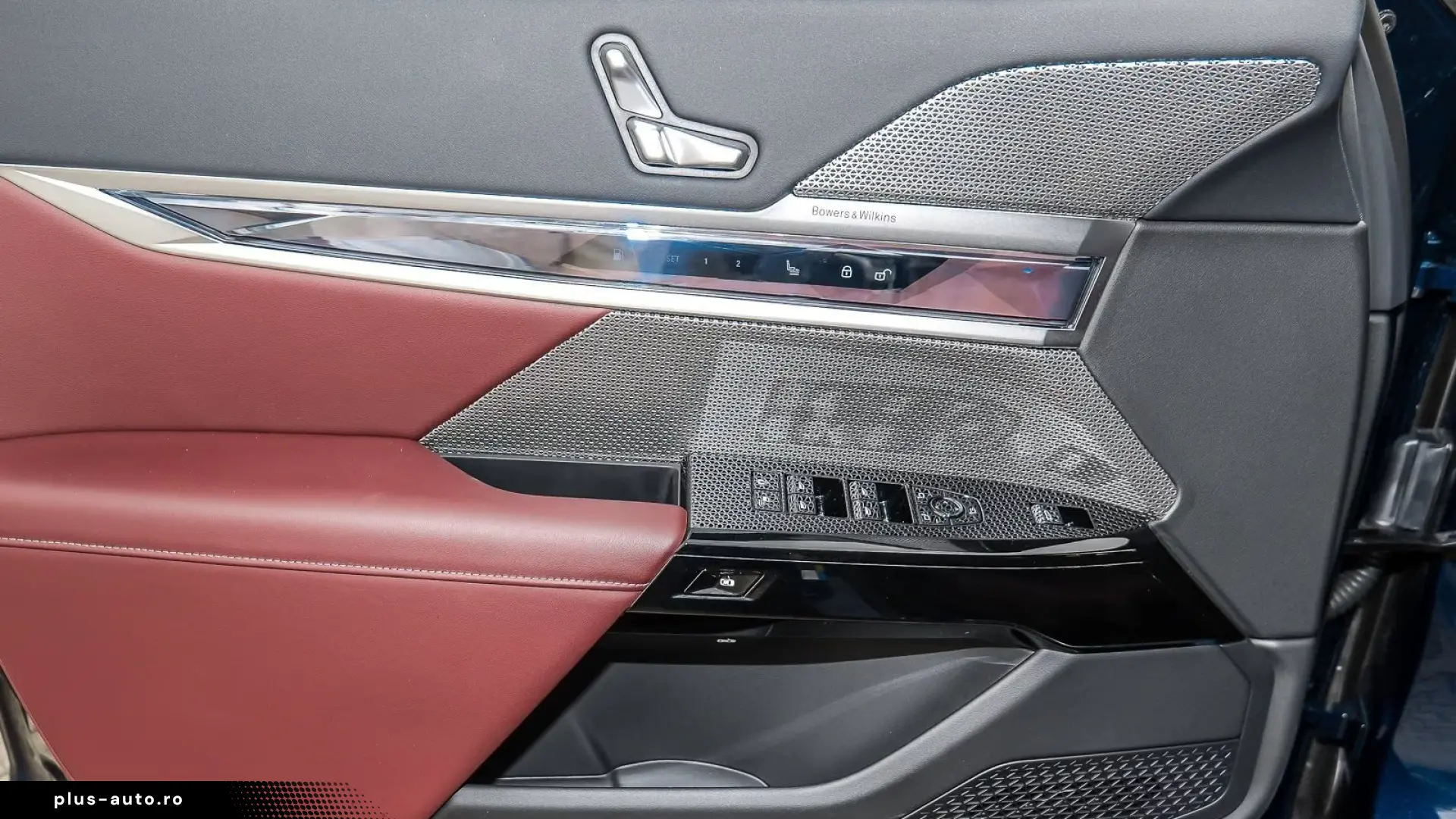BMW M760e xDrive   Executive Lounge