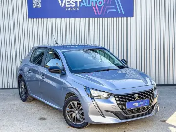 Peugeot 208 Navi CarPlay senzori Clima