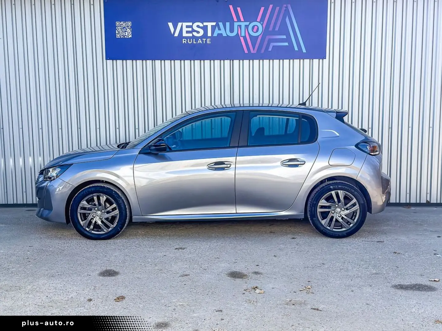 Peugeot 208 Navi CarPlay senzori Clima