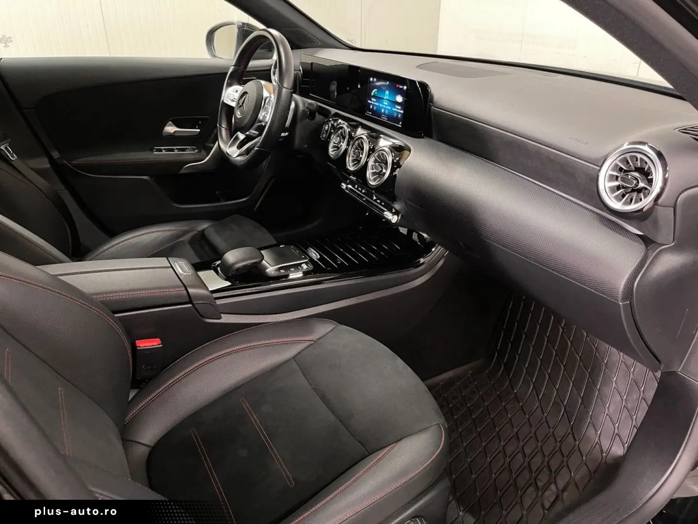 Mercedes-Benz A-220