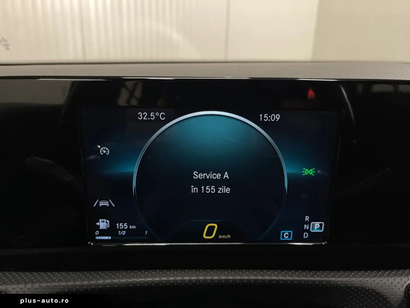 Mercedes-Benz A-220