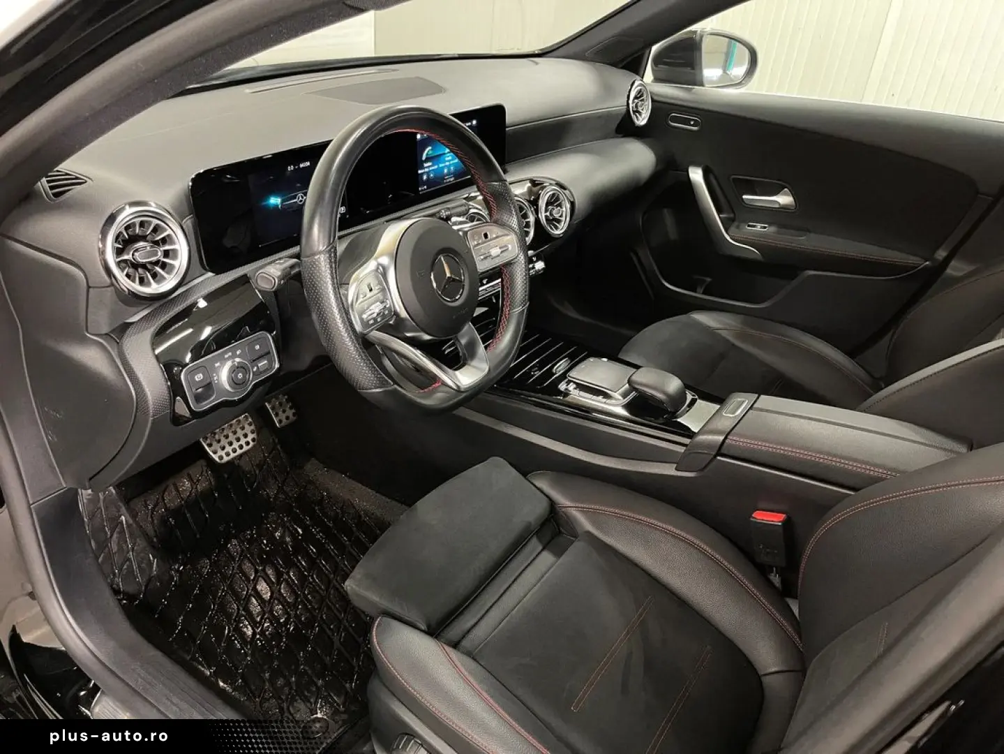 Mercedes-Benz A-220