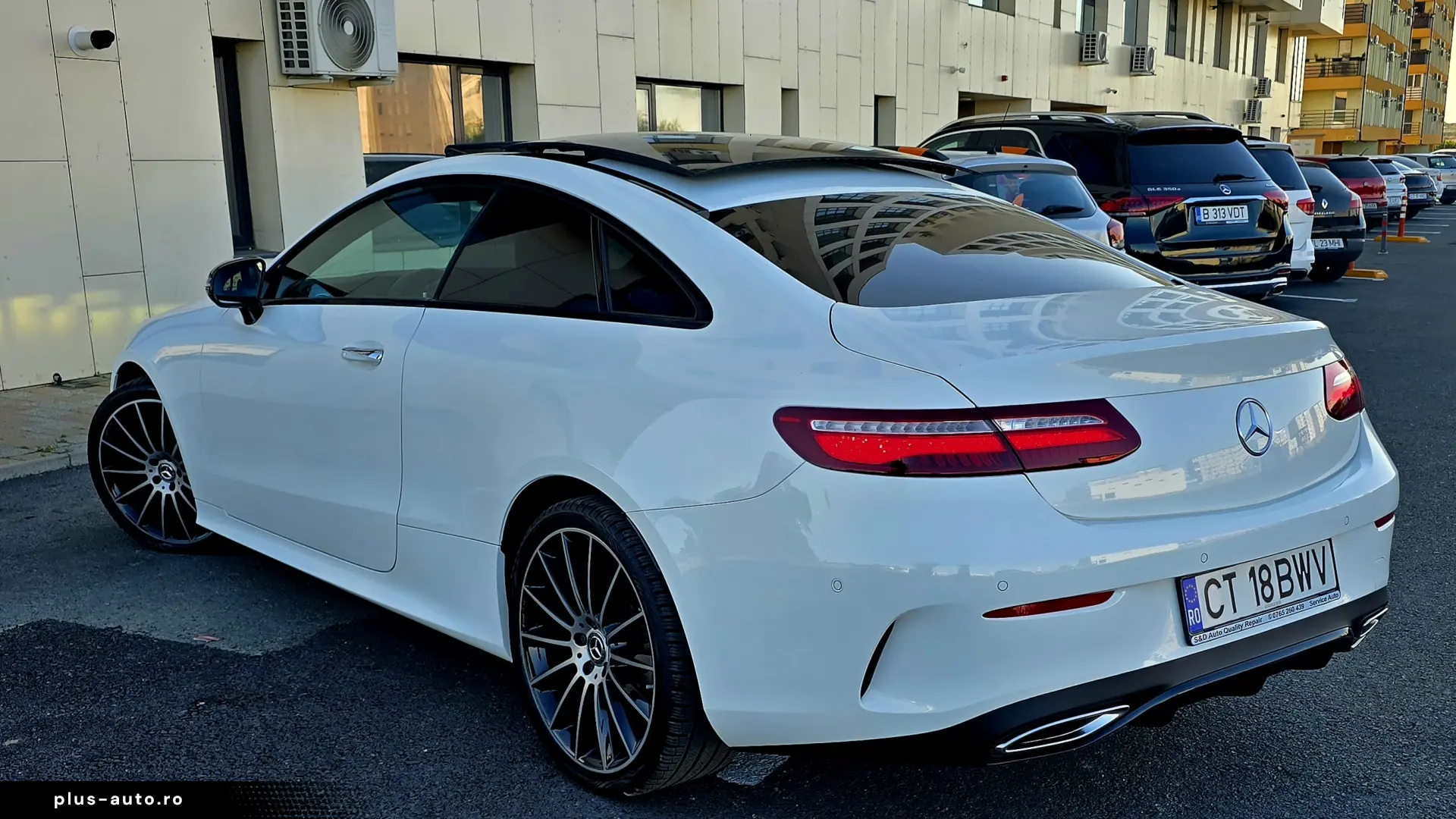 Mercedes-Benz E 300
