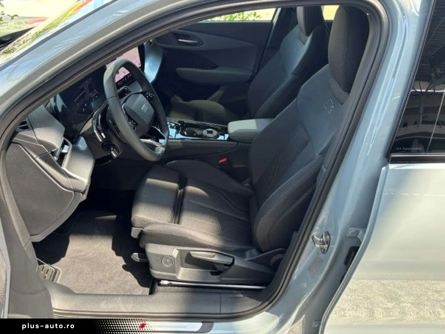 Audi Q3 Sportback S Line 35 TFSI 150cp Stronic Mild Hybrid 2