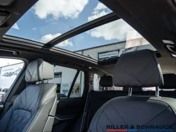 BMW X5 xDrive 30d M-Sport HUD FACEL. LED PANO 360