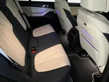 BMW X5 xDrive40i M Sport Adapt. LED Pano 360  H K