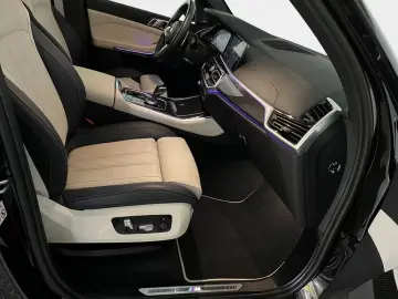 BMW X5 xDrive40i M Sport Adapt. LED Pano 360  H K