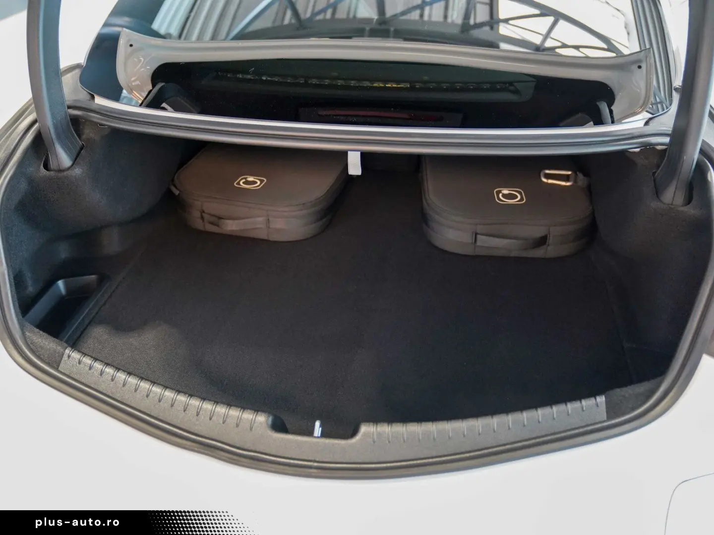 MERCEDES-BENZ CLE 300 e Coupé AMG Line Night Carbon &hellip;