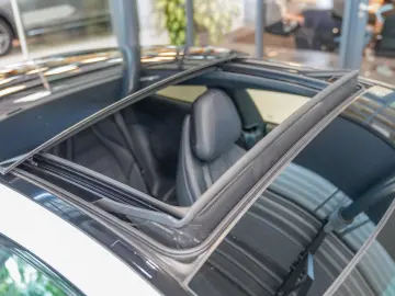 MERCEDES-BENZ CLE 300 e Coupé AMG Line Night Carbon …