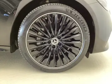 Mercedes-Benz E 300 de Advanced  DigiLight Burmester