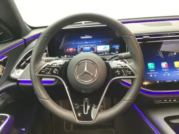 Mercedes-Benz E 300 de Advanced  DigiLight Burmester