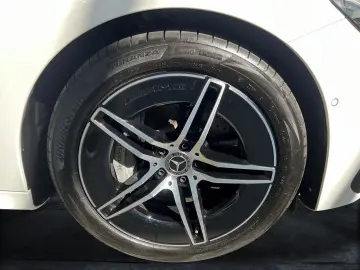 Mercedes-Benz E 200 AMG Line Advanced