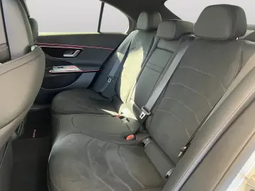 Mercedes-Benz E 200 AMG Line Advanced