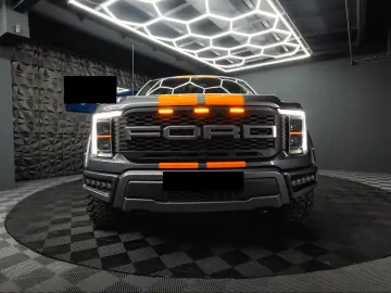 Ford F-150 5.0 V8 4x4 SuperCrew – Raptor Look