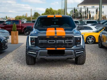 Ford F-150 5.0 V8 4x4 SuperCrew – Raptor Look