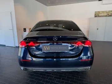 Mercedes-Benz E 300 de PANO HUD Exclusive  BURM4d Nappa