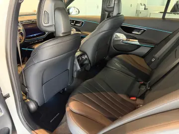 Mercedes-Benz E 220 d Night Paket AMG-Line BURM 4d AHK MBUX