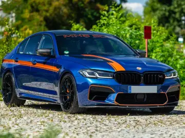 BMW M5 xDrive MH5 MANHART 800