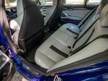 BMW M5 xDrive MH5 MANHART 800