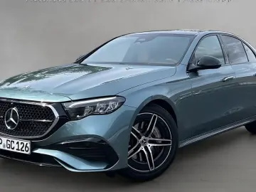 Mercedes-Benz E 200 AMG Pano DISTRO Kamera NIGHT KeyGO 19